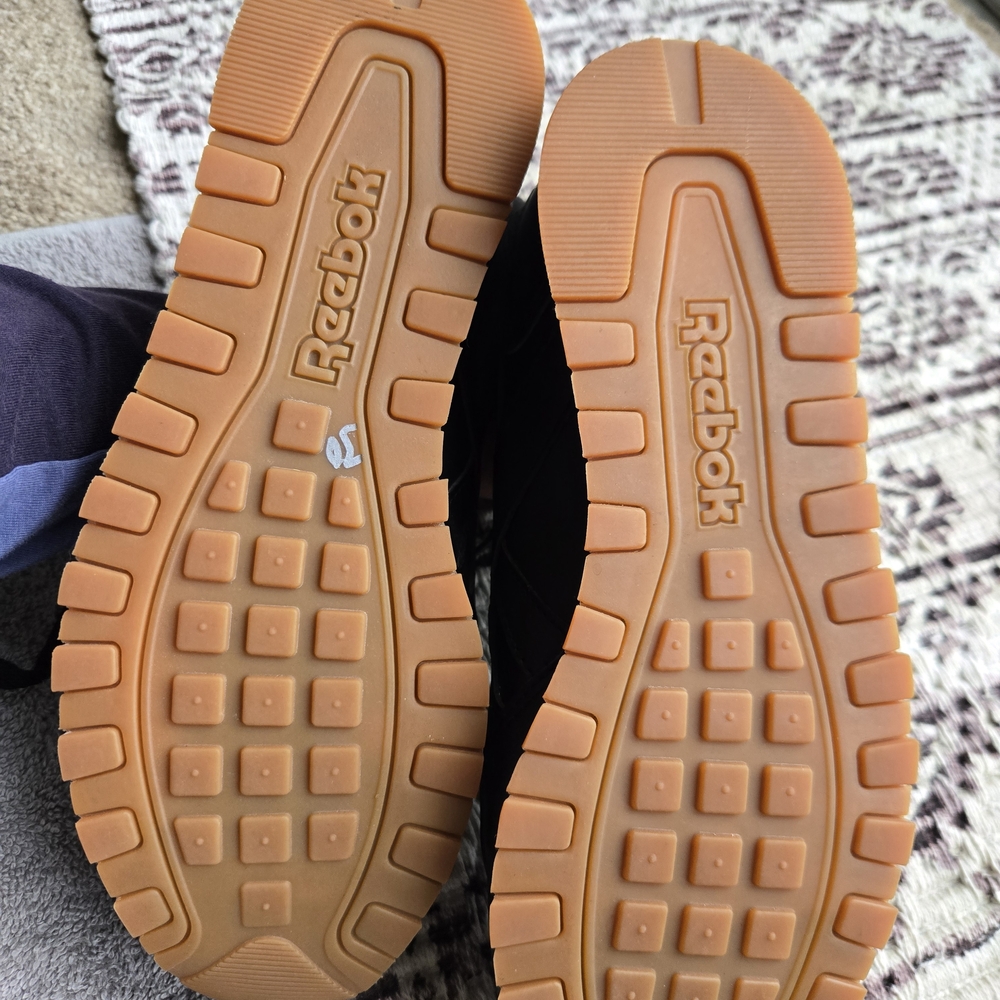 Reebok Black Sneakers - Picture 5 of 6